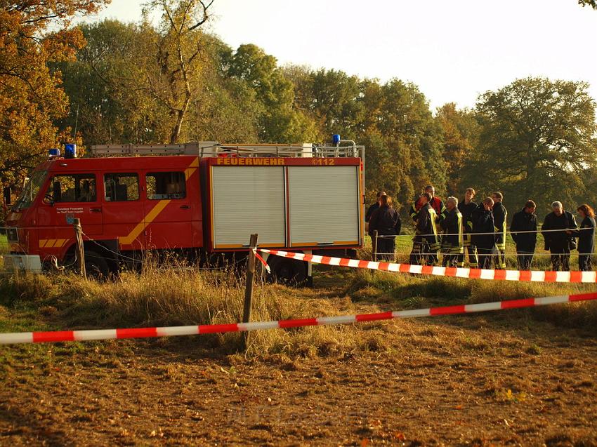 Kleinflugzeug abgestuerzt Sankt Augustin Meindorf P119.JPG